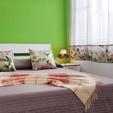 Rainbow Guest House Мадалена Экстерьер фото
